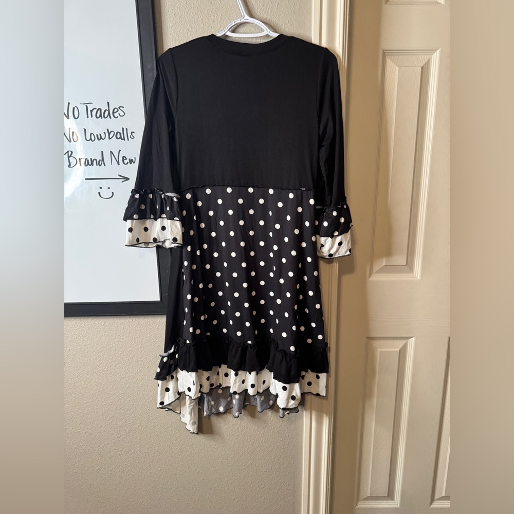 Polka dot top - Picture 2 of 3